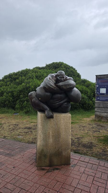 Hercules in bronze, by the ticket office for the tower